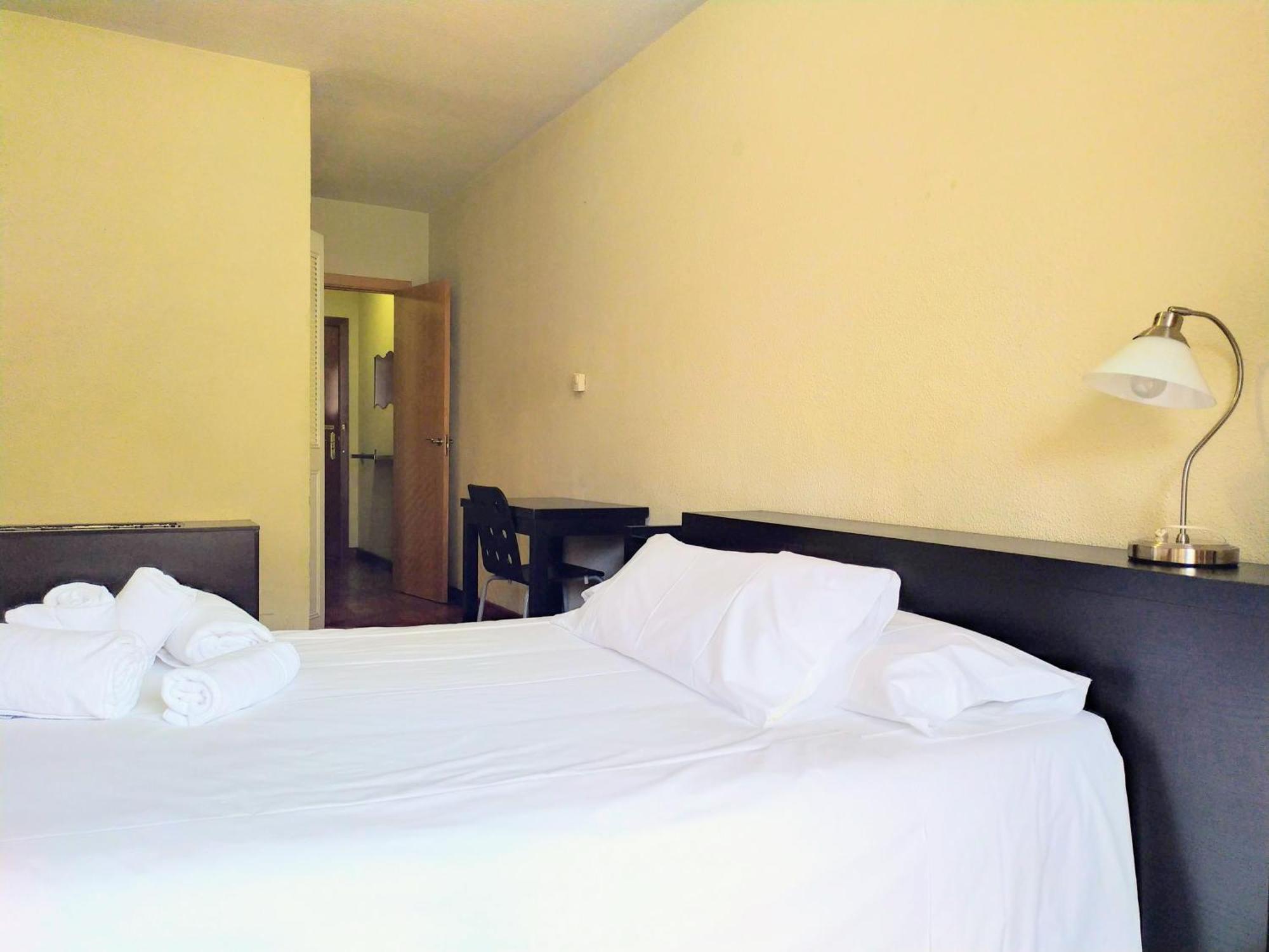 Apartamentos Centro Norte Madrid Eksteriør billede