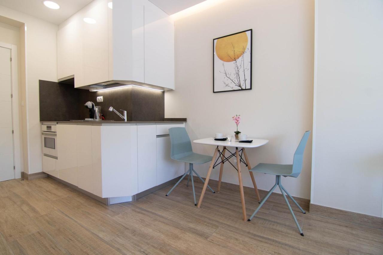 Apartamentos Centro Norte Madrid Eksteriør billede