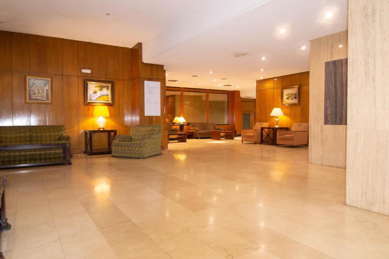 Apartamentos Centro Norte Madrid Eksteriør billede